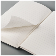 Notizbuch Kompagnon Klassik | A5, unliniert, Gummizugverschluss, schwarz