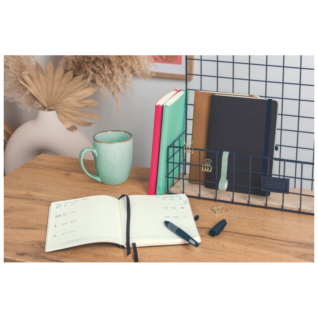 Buchkalender Kompagnon Mod. 791 66 2027 | A5, Kunststoff, pink