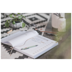 10-Jahres-Kalender Premium 2027-2036 „10 Years of Moments“ | A4, Kunstleder
