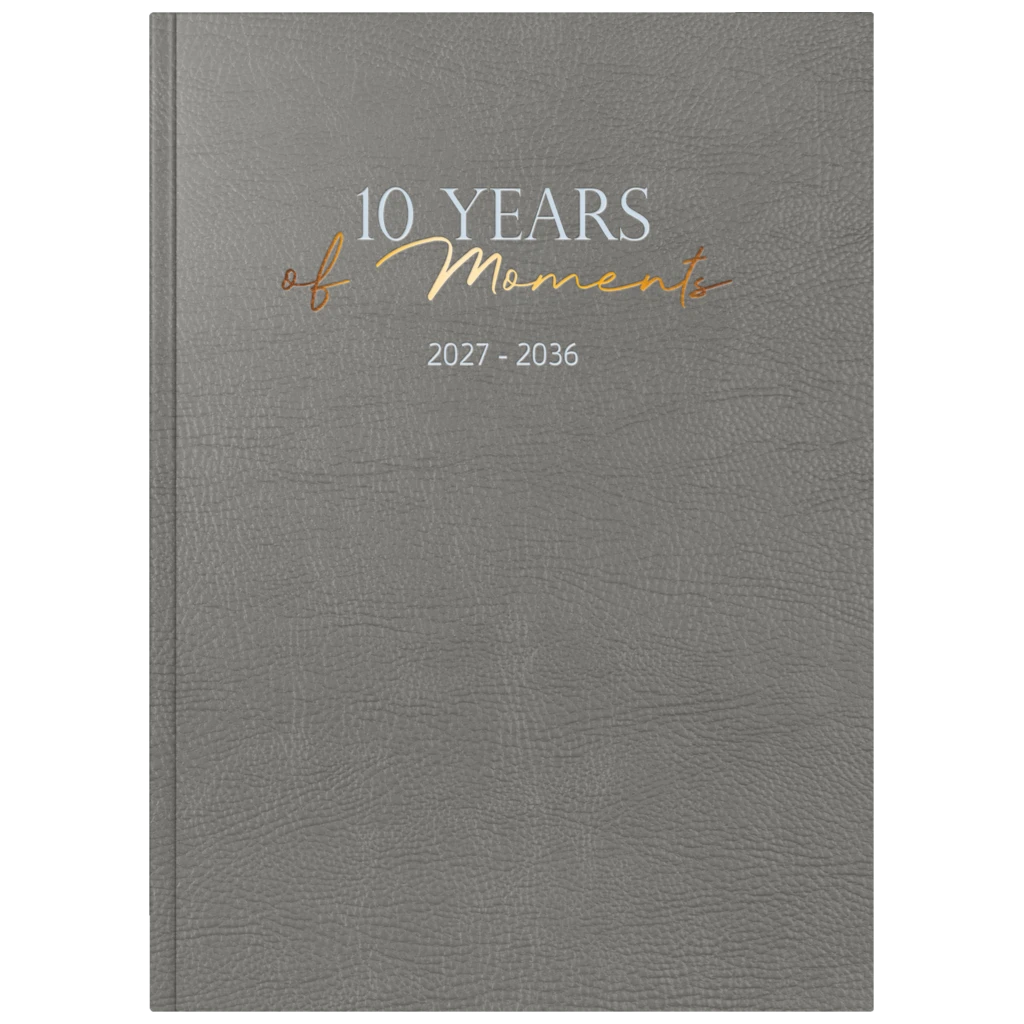 10-Jahres-Kalender Premium 2027-2036 „10 Years of Moments“ | A4, Kunstleder